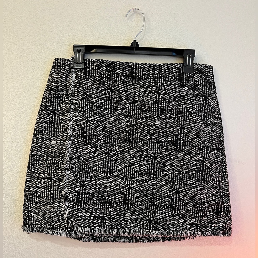 Banana Republic Knit Mini Skirt NWT (Size 10)